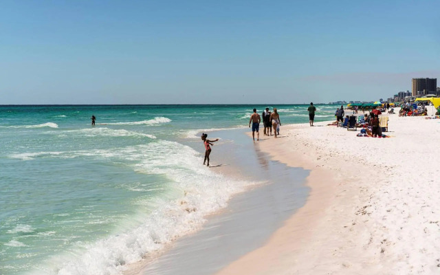 Augusta 552 - Sand Dollar Links