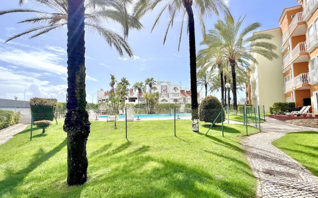 Albufeira Modern 6 With Pool by Homing