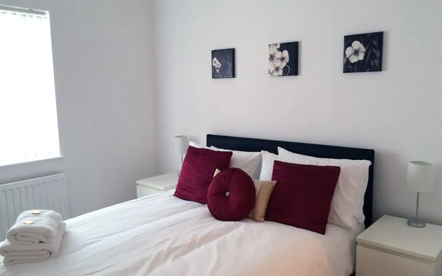 Stunning Waterfront Apartment