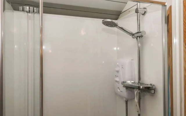 Burr 1 Shepherds Hut