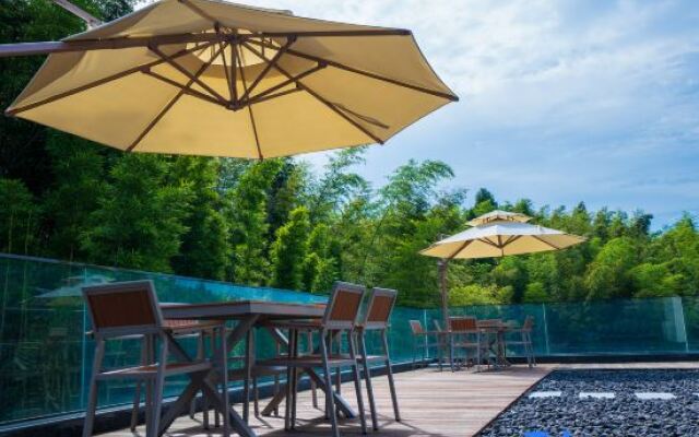 Yibin Bamboo Sea Renjoy Hotel
