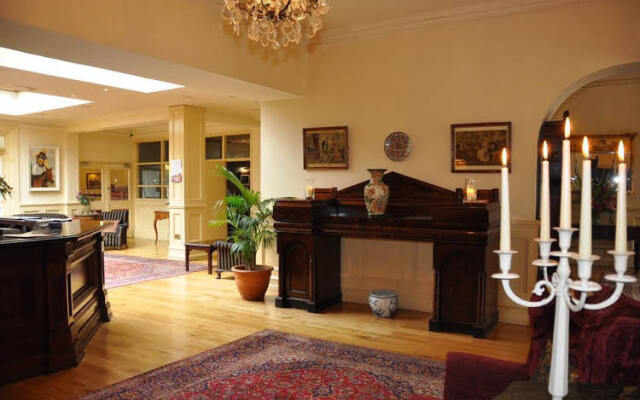 Listowel Arms Hotel