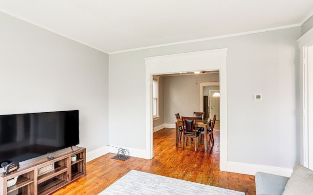 Downtown Sandusky Apartment Near Cedar Point!