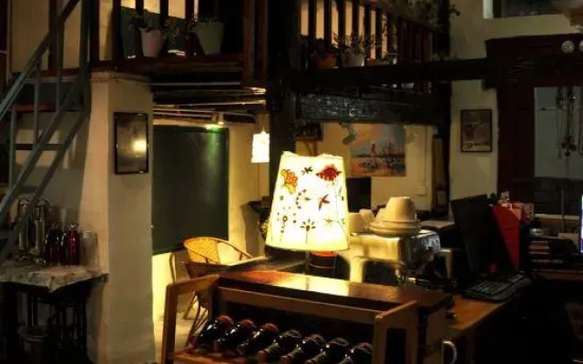 Dali Nuodeng Lvwo International Youth Hostel
