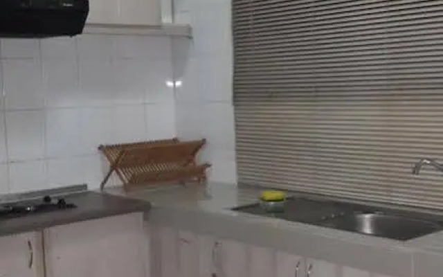 Golden City Apartment - Leisure Holiday Resorts