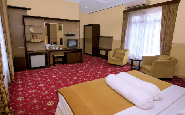 Hotel Hakmaz Taba Syariah Lubuk Linggau