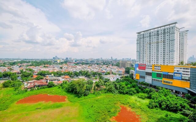 Strategic 2Br Apartment At Bassura City