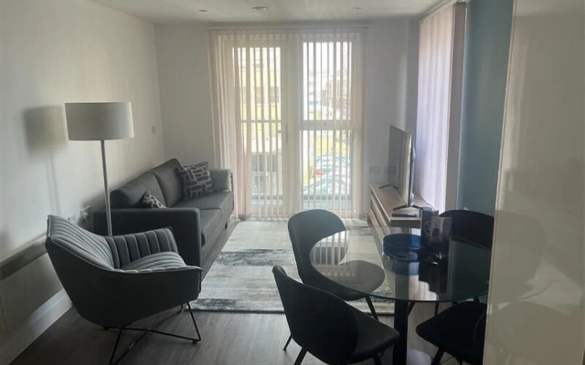 Southampton City Apartments by Charles Hope