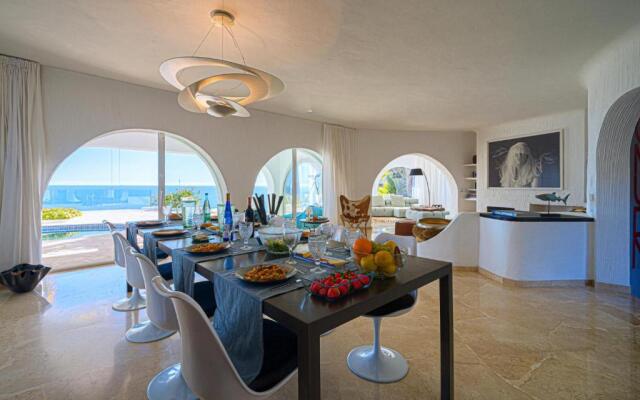 VERTIGO- Managed by Almarina