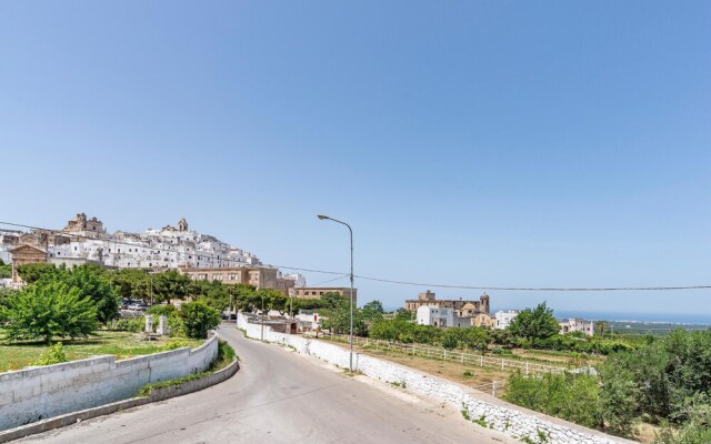 Beautiful Apartment in Specchiolla With 2 Bedrooms and Wifi