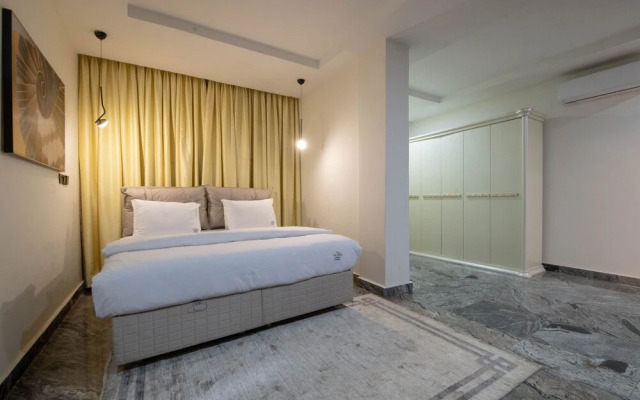 Yanna Apartments By Khaliques