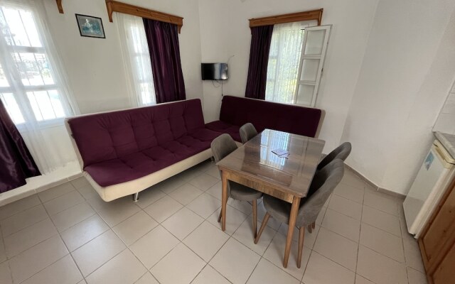 Ege Apartments