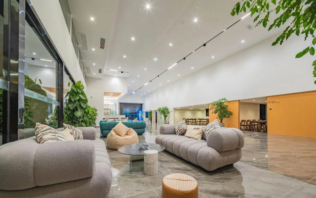Tianfu · Locke Platinum  (Chengdu Tianfu International Airport Store)
