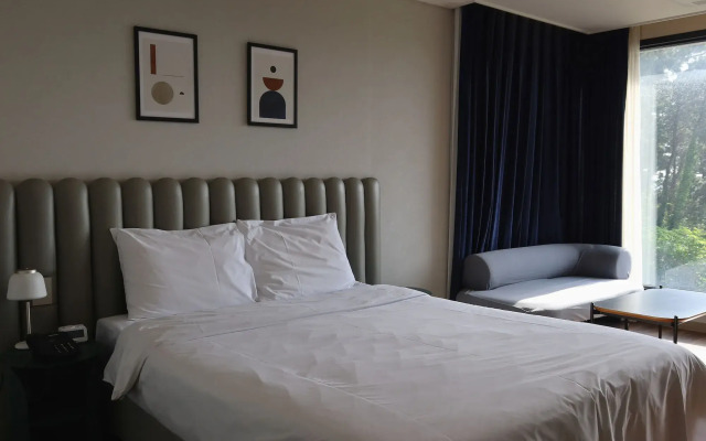 Hotel Seogwipean