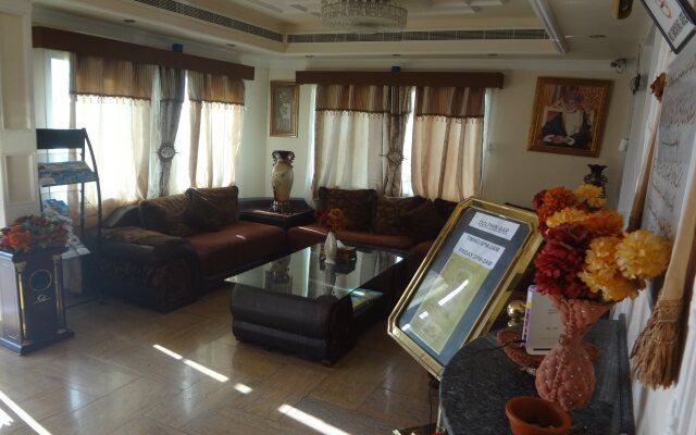 Marina Hotel