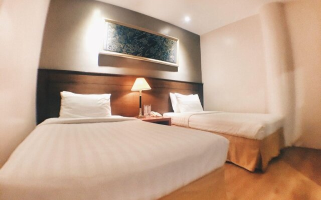 Palm Star Suites Hotel