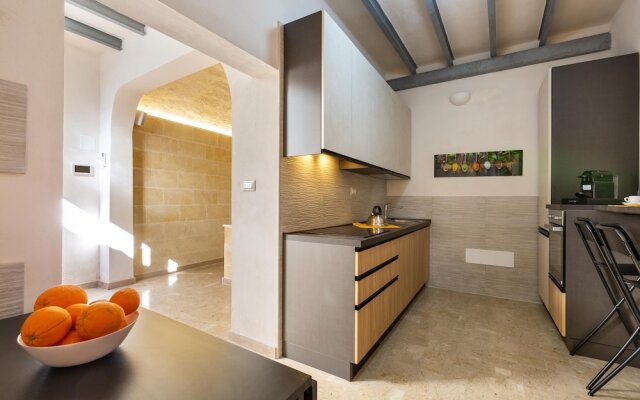 3242 L`edicola Suite by Barbarhouse