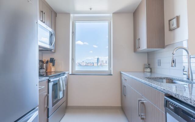 Home Away Apartments at Washington Blvd.