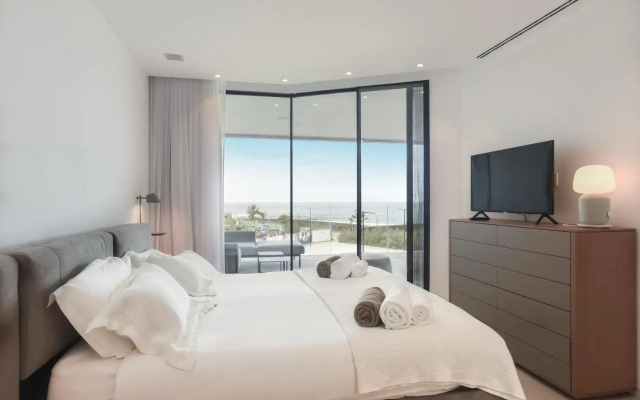 Infinity 1-6 LUXE SEA VIEW 2B