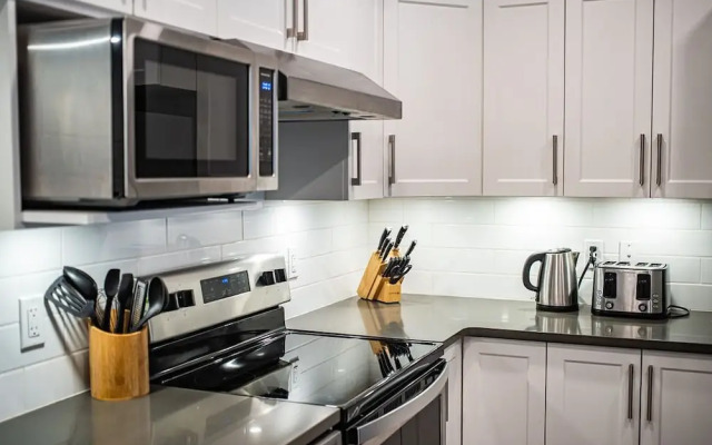 Al's Escape by Revelstoke Vacations