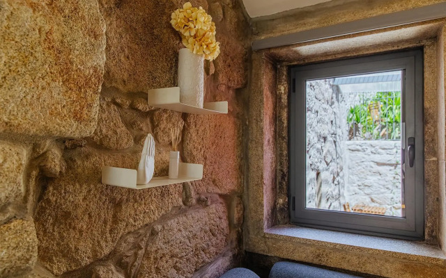 Oporto Gardens - Historical House