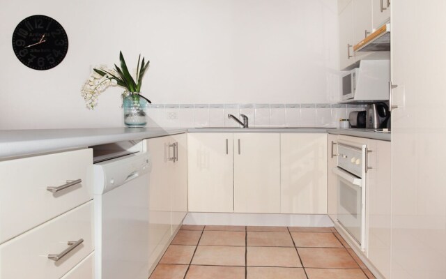 Broadwater 6