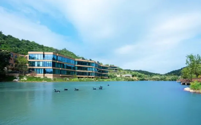 Dusit Thani Mogan Mountain Huzhou