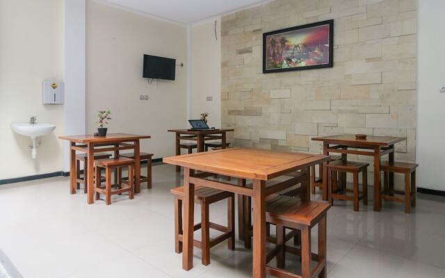 Airy Syariah Dr Wahidin 43 Bojonegoro