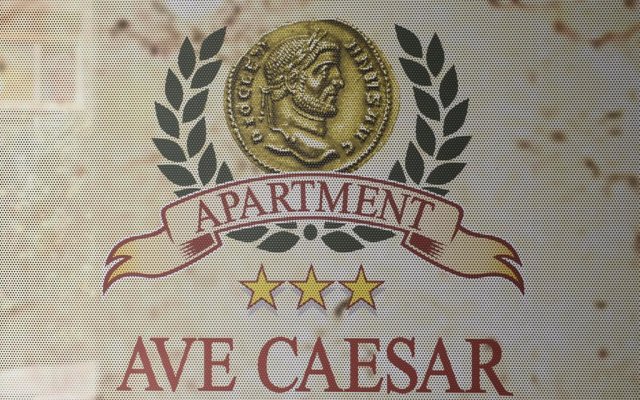 Apartment Ave Caesar