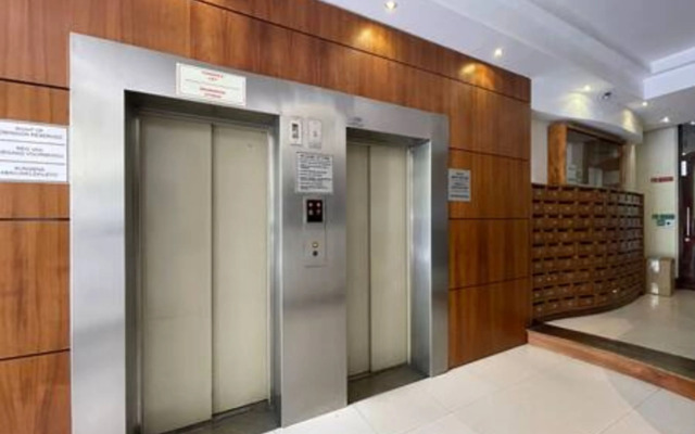 Piazza On Church 1004 By Ctha