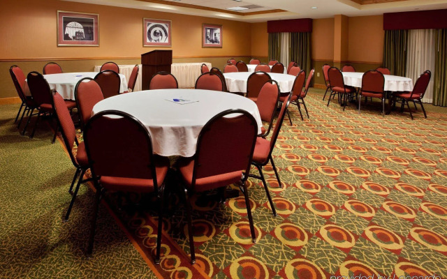 Holiday Inn Express Hotel & Suites Charleston-North by IHG