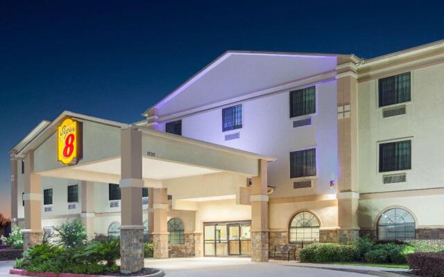 Super 8 Iah West/Greenspoint