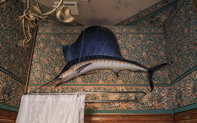 Chateau Tivoli Bed and Breakfast