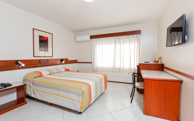 Hotel Suárez Campo Bom