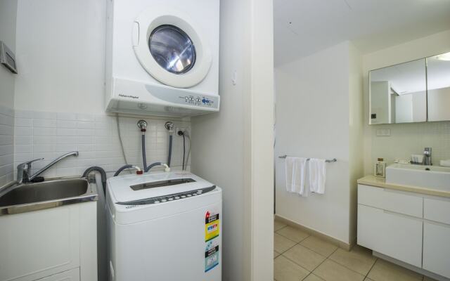 1 Bright Point Apartment 2203