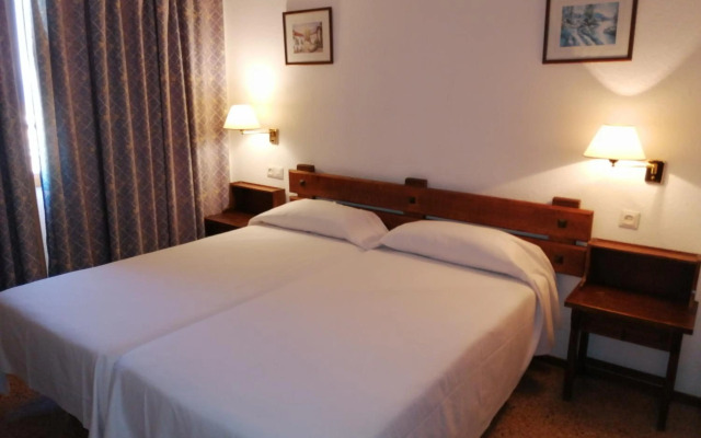 Apartamentos La Nogalera