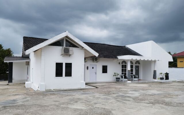 Dewi Residence 1