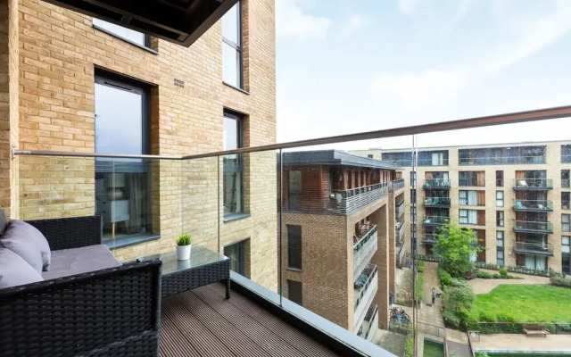 The Canada Water Flat