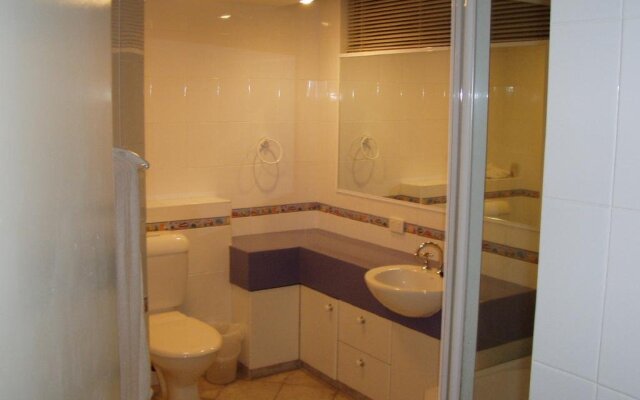Anglesea Beachfront Court Holiday Units
