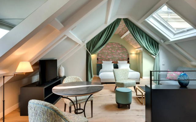 Hotel Les Rives De Notre Dame