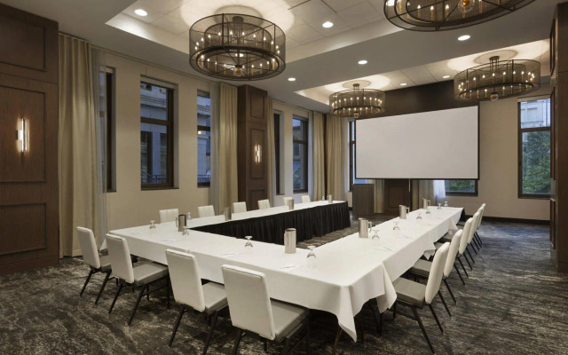 Embassy Suites By Hilton Pittsburgh Downtown