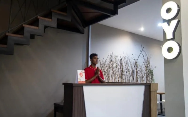 OYO 535 Cileunyi Residence