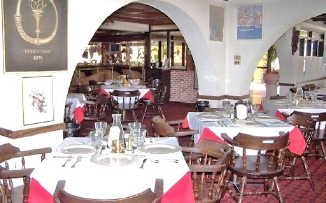 Hotel Perichi's