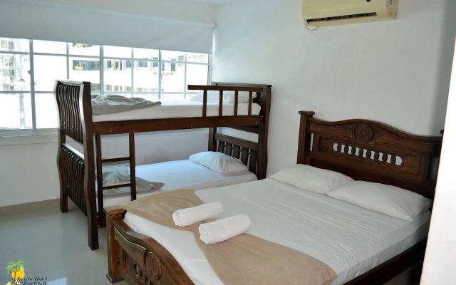 Hotel Chayrama - Hotel in Santa Marta - Photo 2