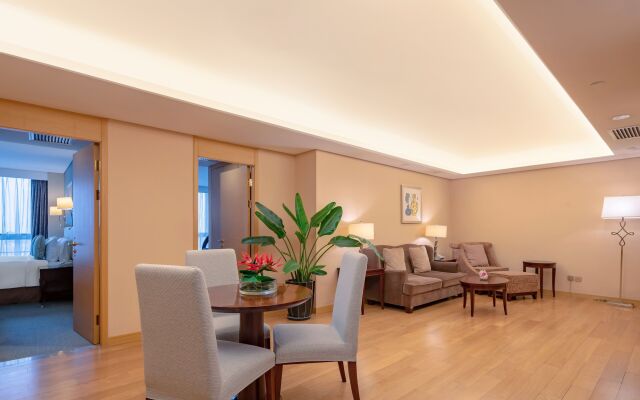 Regal Plaza Hotel & Residence Waigaoqiao