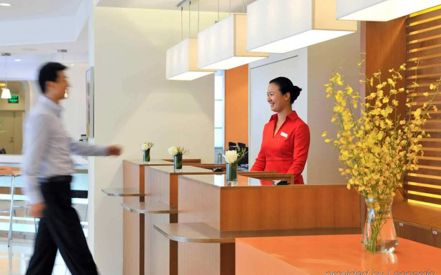 Ibis Anshan Shengli Square