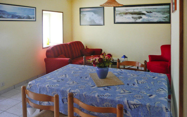 Semi-detached House With sea Views, Porspoder