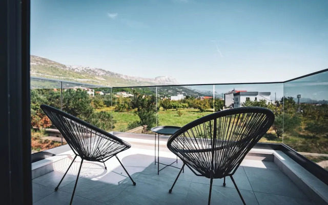 Villa Just be Happy by Trawelltopia