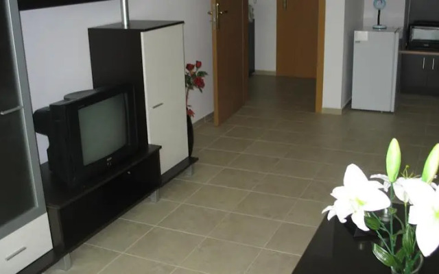 Yanis Apartment in Hermes Complex