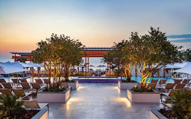 The Historic Cavalier Hotel and Beach Club, Autograph Collection
